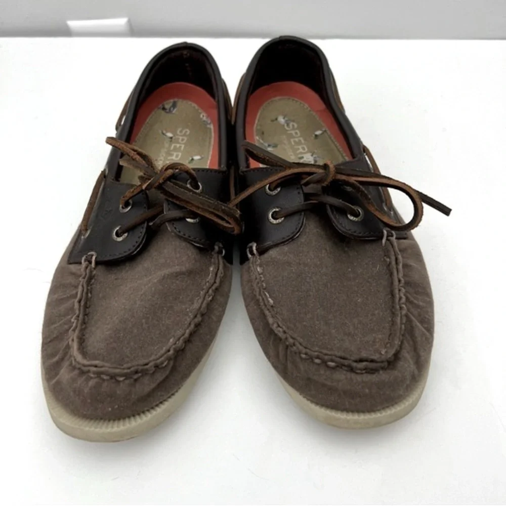 Sperry eye boat